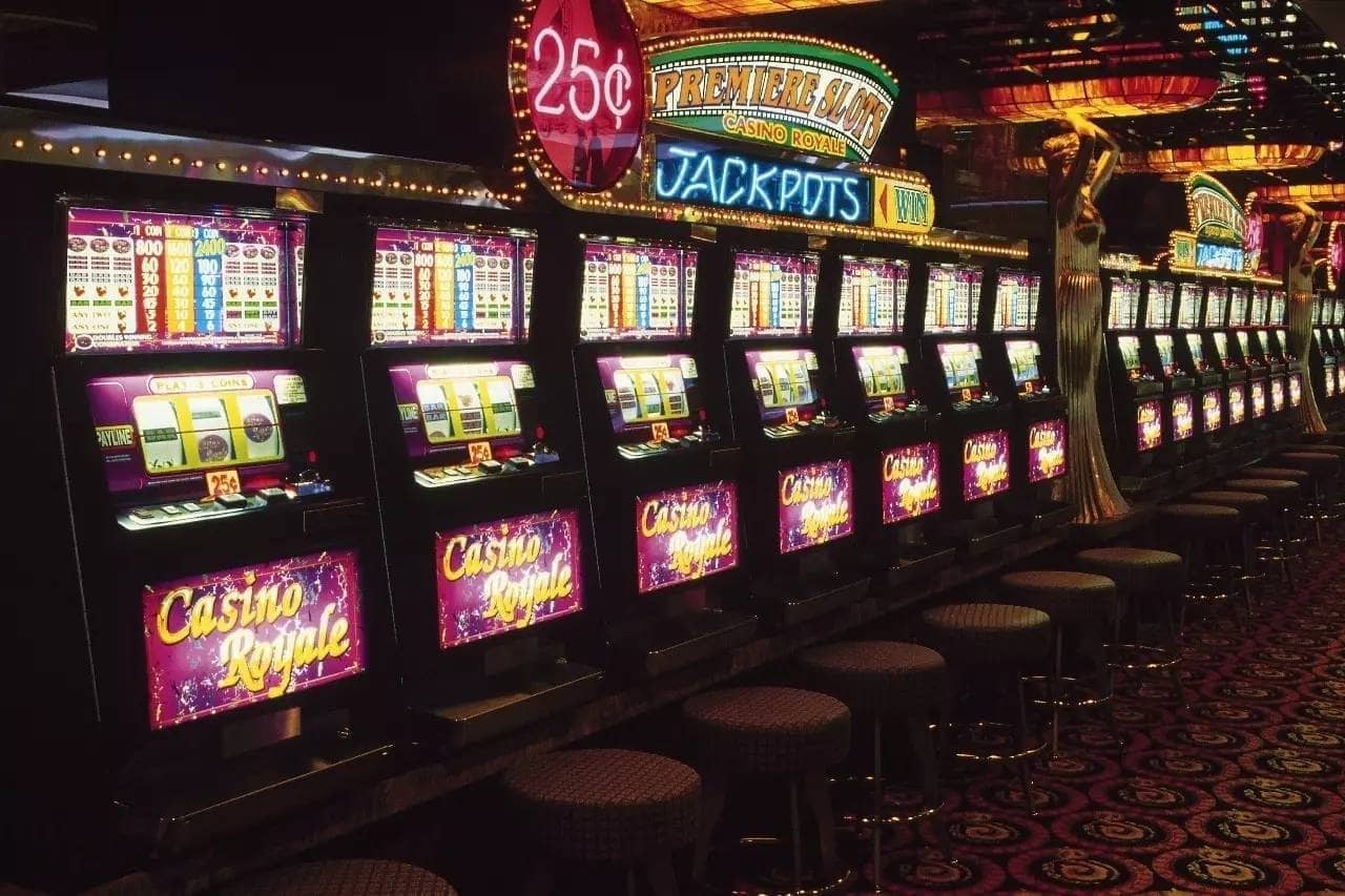 oo1998 - Slot Fácil Bet